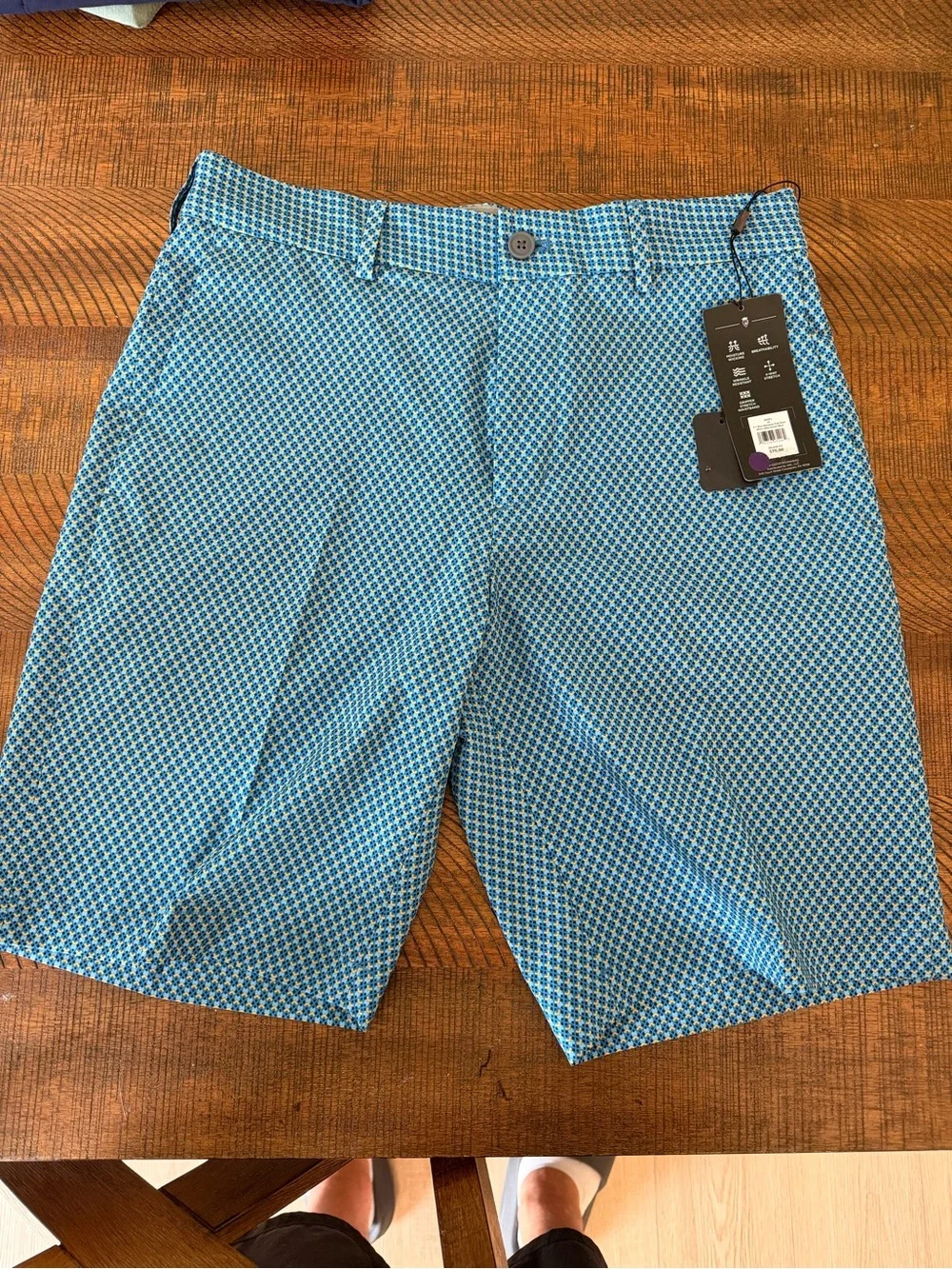 Walter Hagen Blue Geometric Pattern Golf Shorts